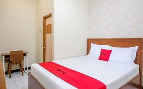 Reddoorz Near Gor Satria 3